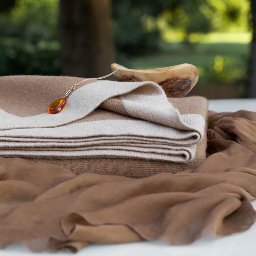 MOST Kamelen Wollen Gebreide Deken