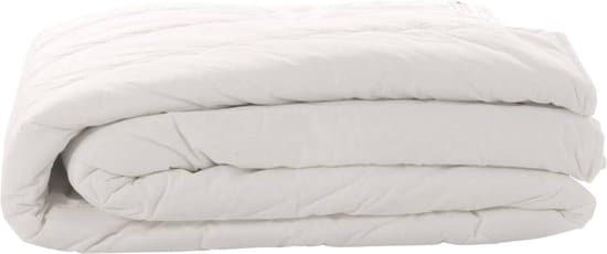 Snoozing-zijden-zomerdekbed